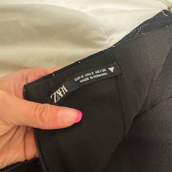 Zara Black Strapless Dress with White Pinstripes - Picture 3 of 3